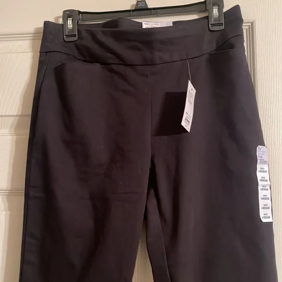 Women's Croft & Barrow® Effortless Stretch Ankle Pants - Picture 3 of 5